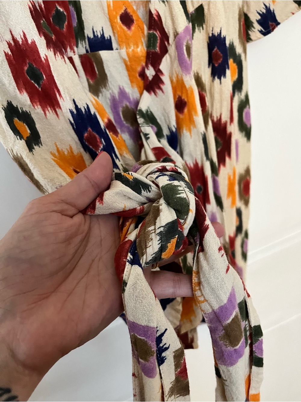 Colorful print linen wrap shirt - Picture 3 of 4